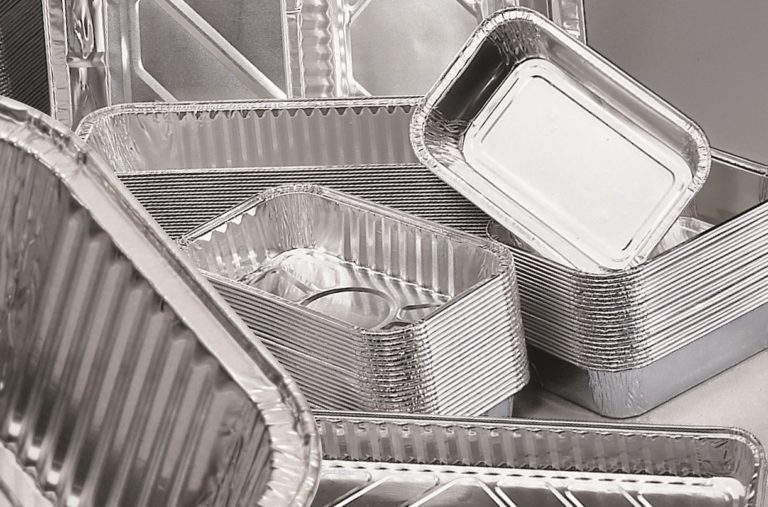 Foremki aluminiowe w gastronomii – wszystko, co musisz wiedzieć